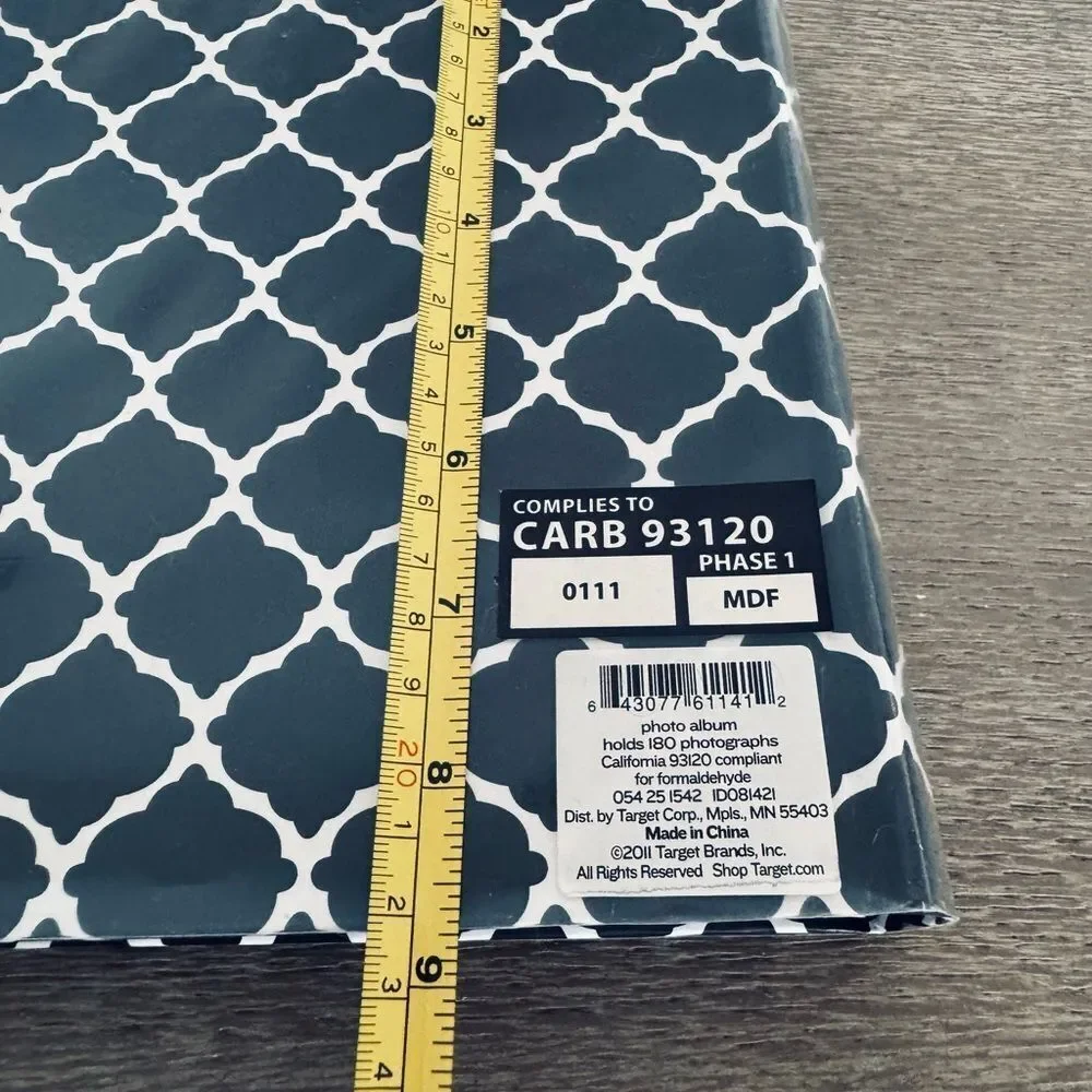 Photo Album Black & White 180-ct 4x6